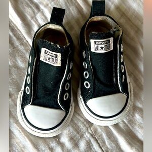 Black Converse size 3 toddler